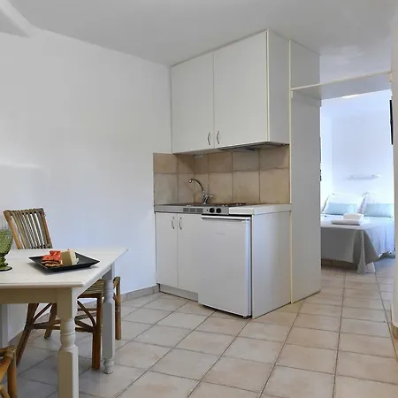 Callista Parikia (Paros)