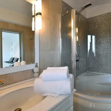 Callista Parikia (Paros)