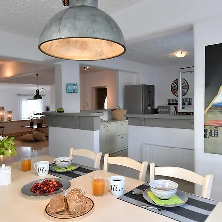 Callista Parikia (Paros)